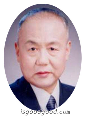 郑守仁人物照片