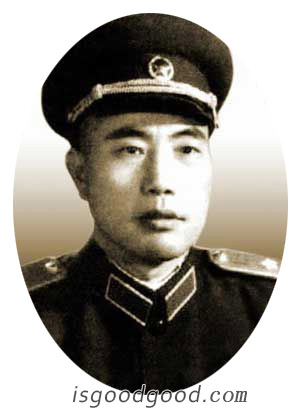 张天恕人物照片