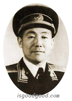 张汉丞人物照片