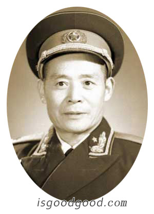 邹国厚人物照片