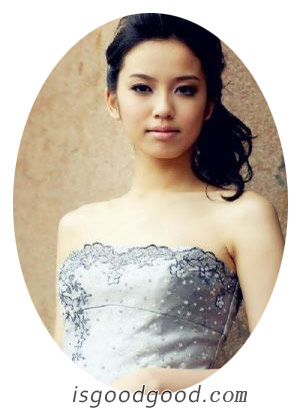 陈庭妮人物照片