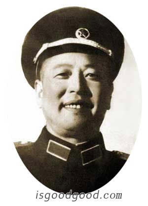 戴克明人物照片