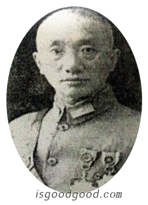 黄启东人物照片