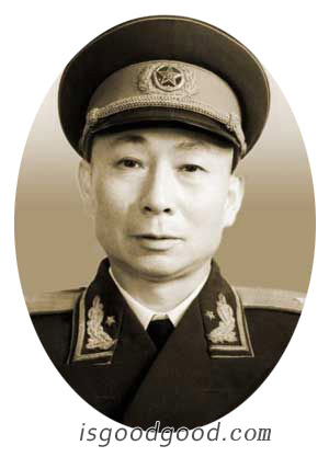 胡大荣人物照片