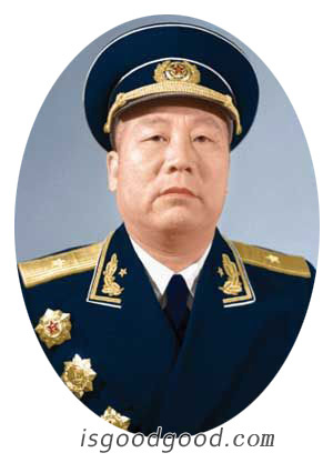 曾克林人物照片