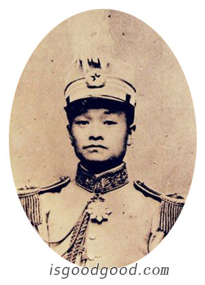 顾品珍人物照片