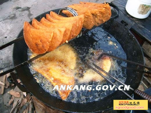 油炸米饺特产照片