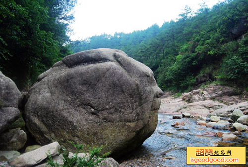 大鄣山卧龙谷景点照片