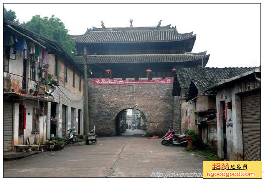 南雄府城正南门景点照片